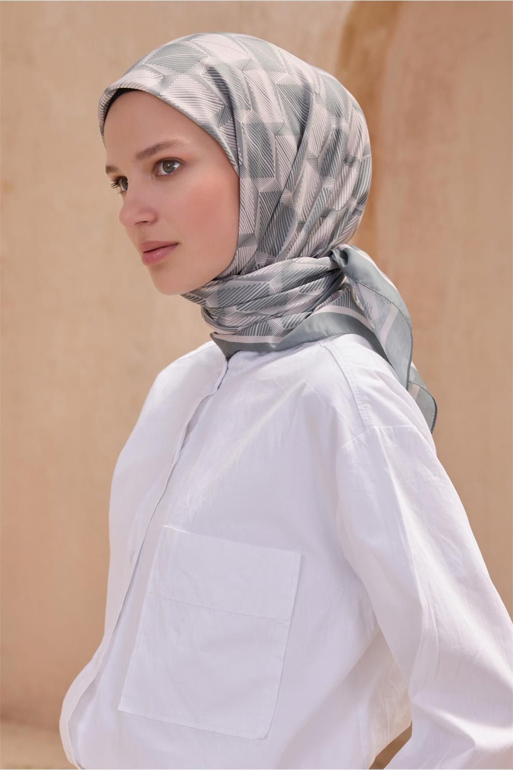Belli Geometrik Desen Mint Premium Soft Eşarp 14 - 18
