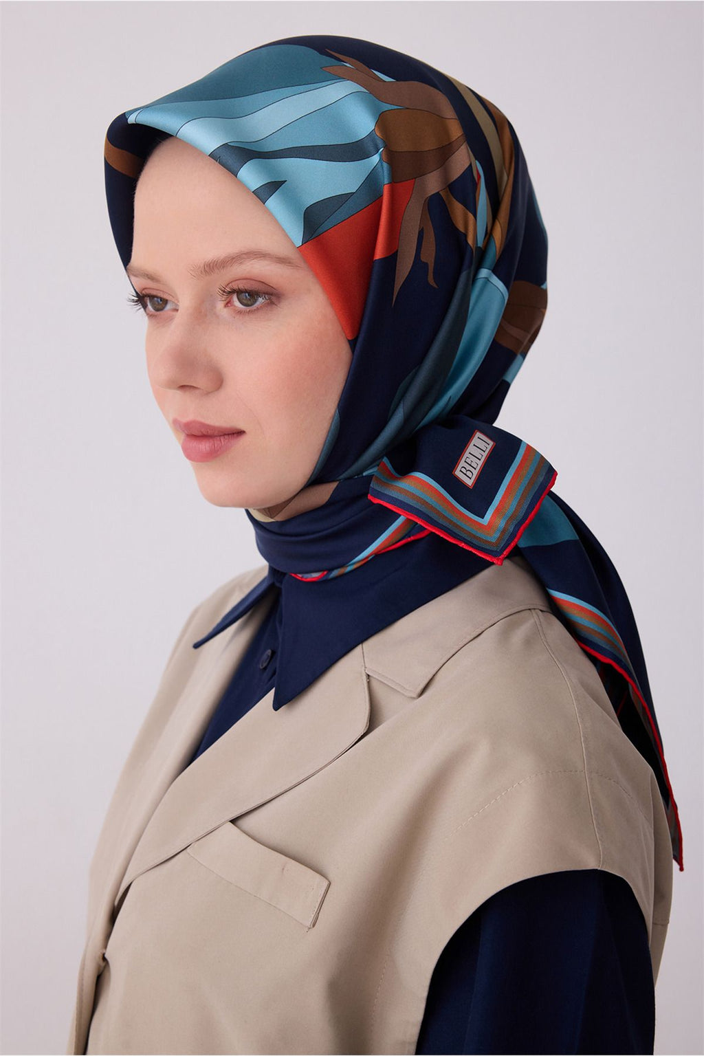 Belli Lacivert Çiçek Desen %100 Twill İpek Eşarp 4303 - 51