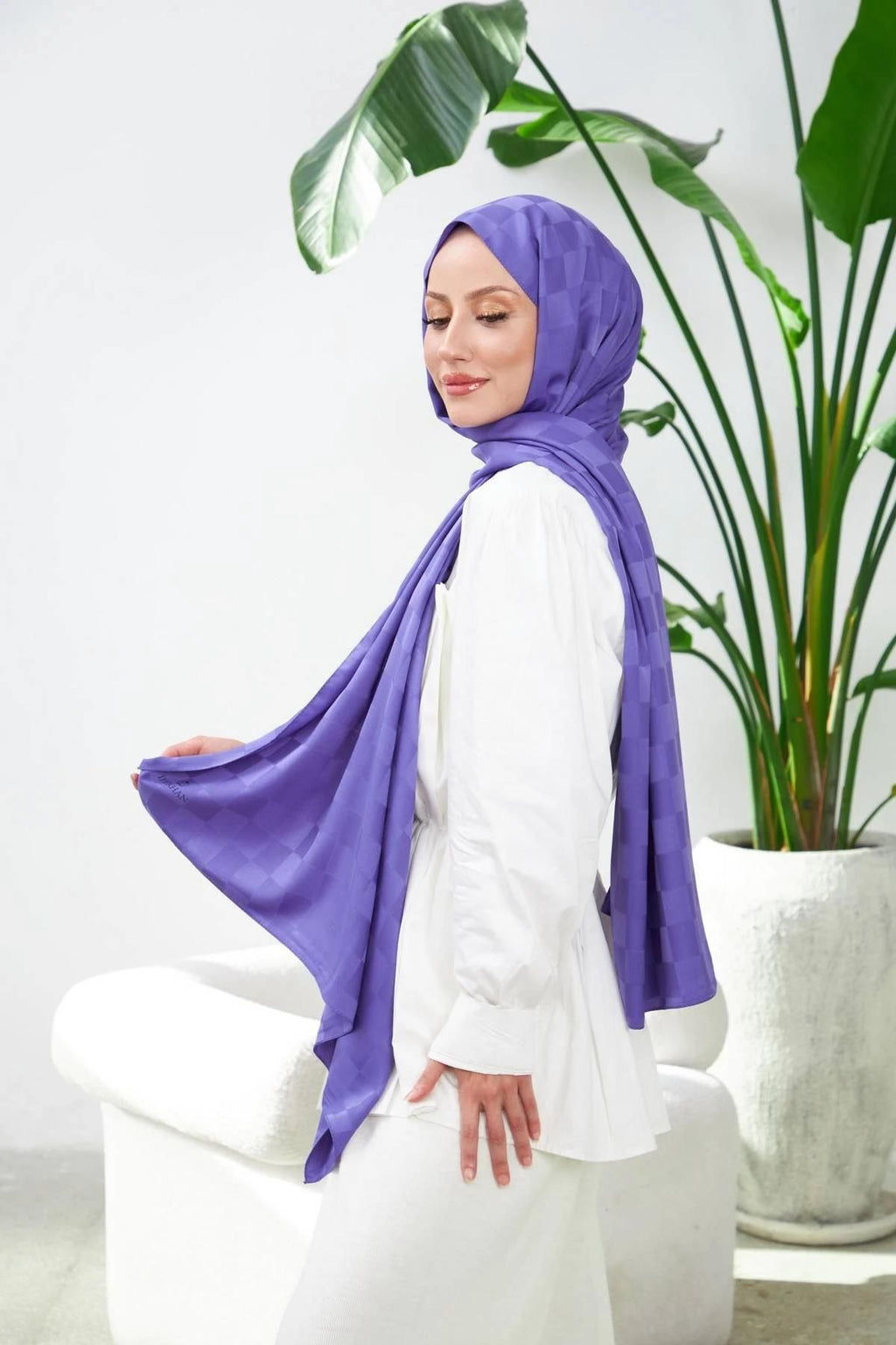 İpekhan Yeni Dama Desen İpeksi Jakar Şal Mor 9007-24