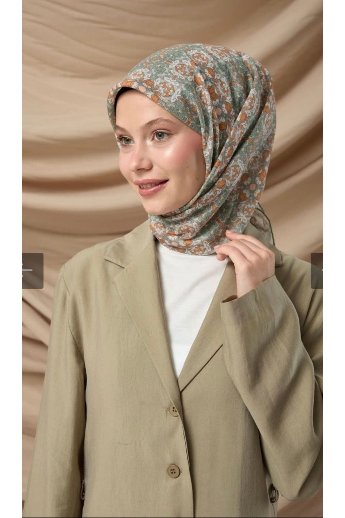 Soft eşarp