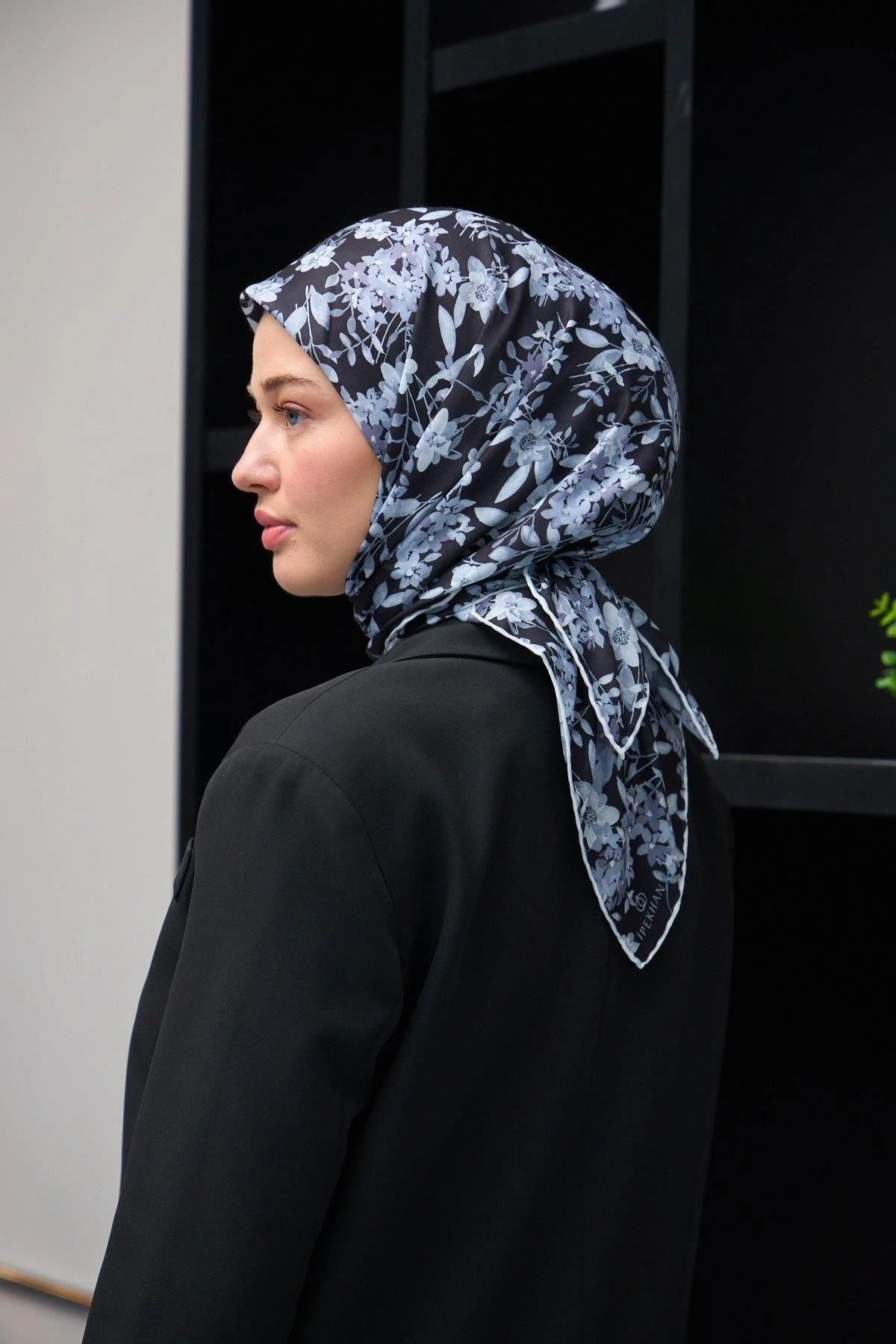 İpekhan Harmony Collection Soft Eşarp Siyah Gri 1177-13