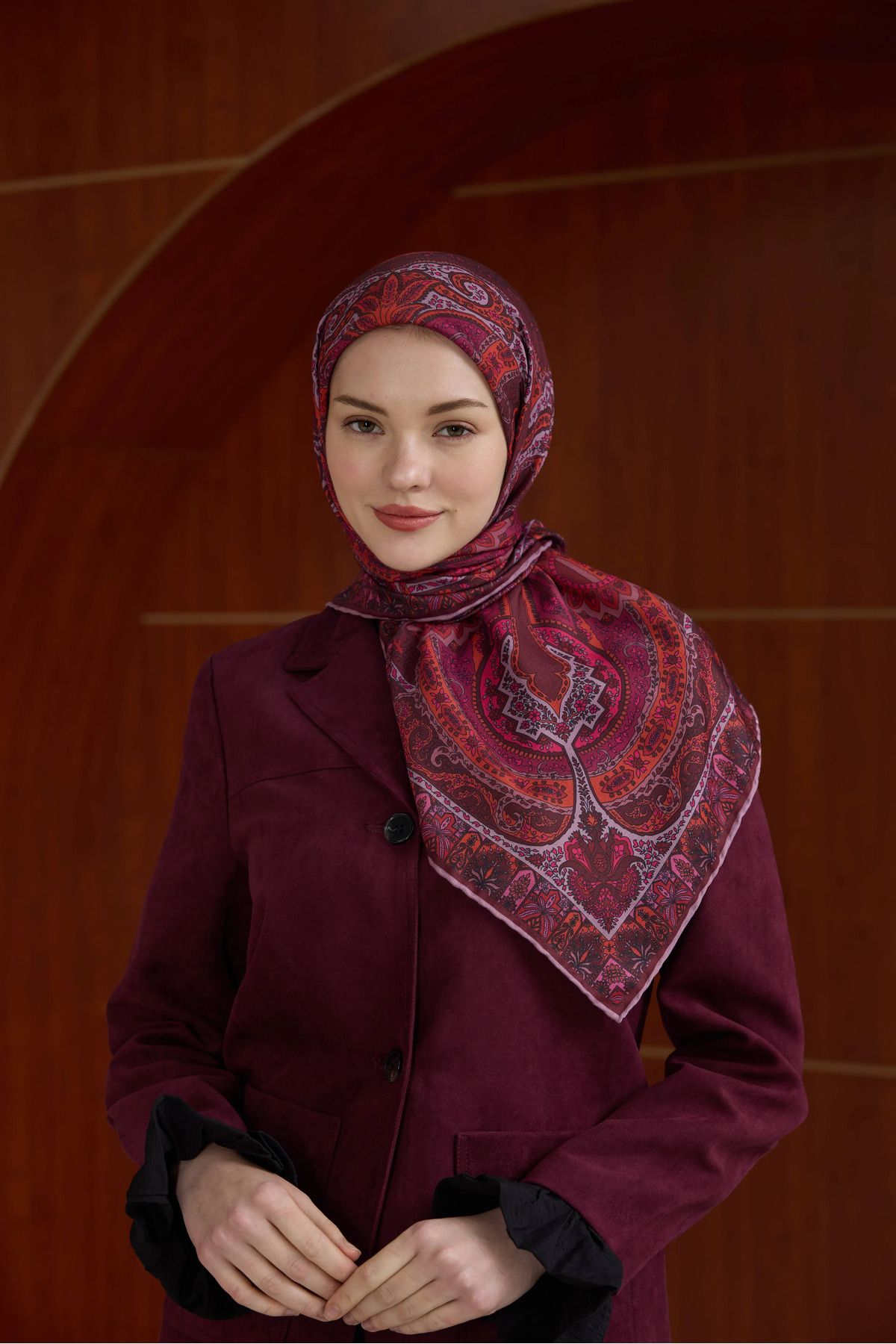 İpekhan Winter Bloom Soft Eşarp 1241 Kırmızı