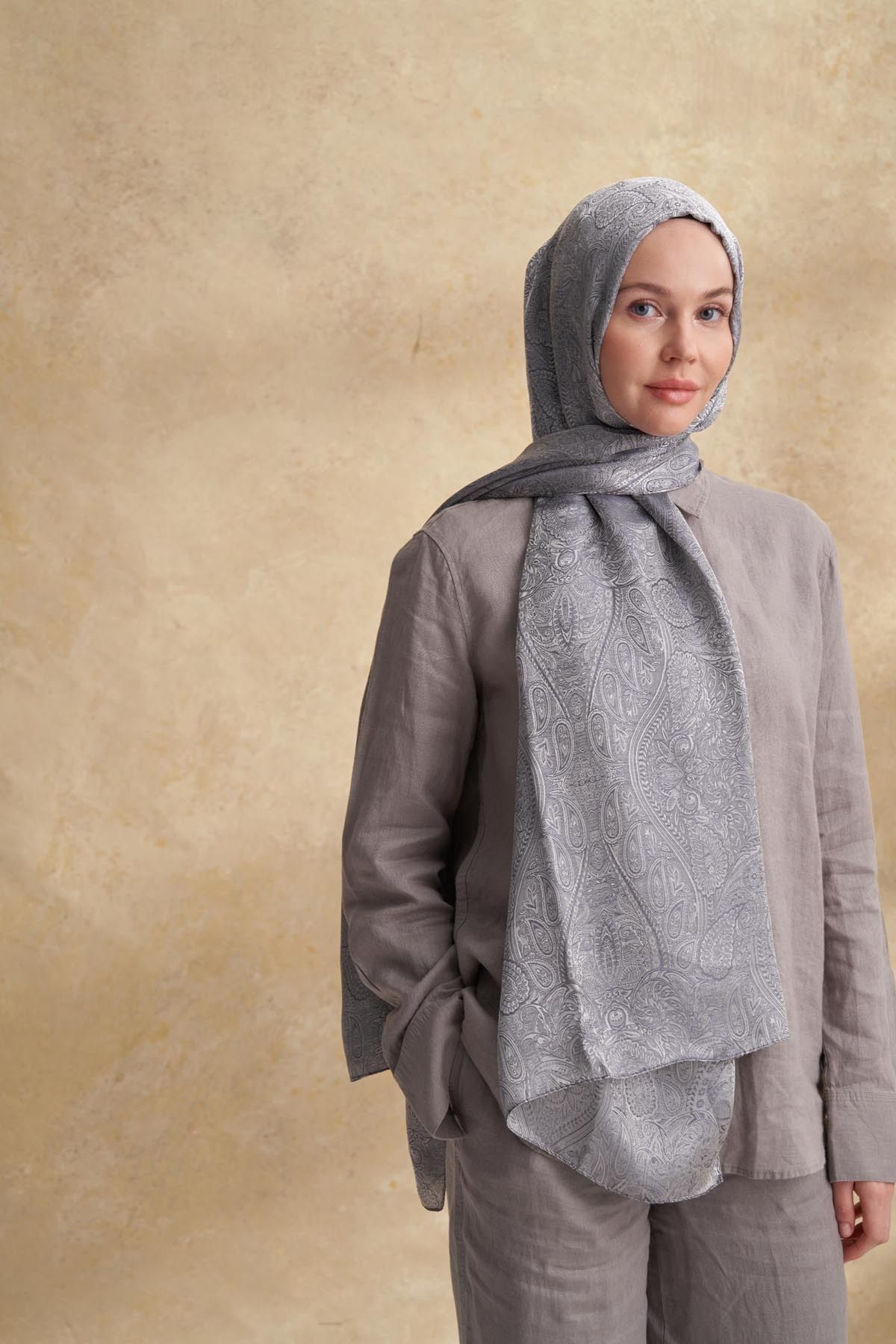 ARMANDA JOSE JAKAR ETHNIC DESEN ŞAL - KOYU GRİ