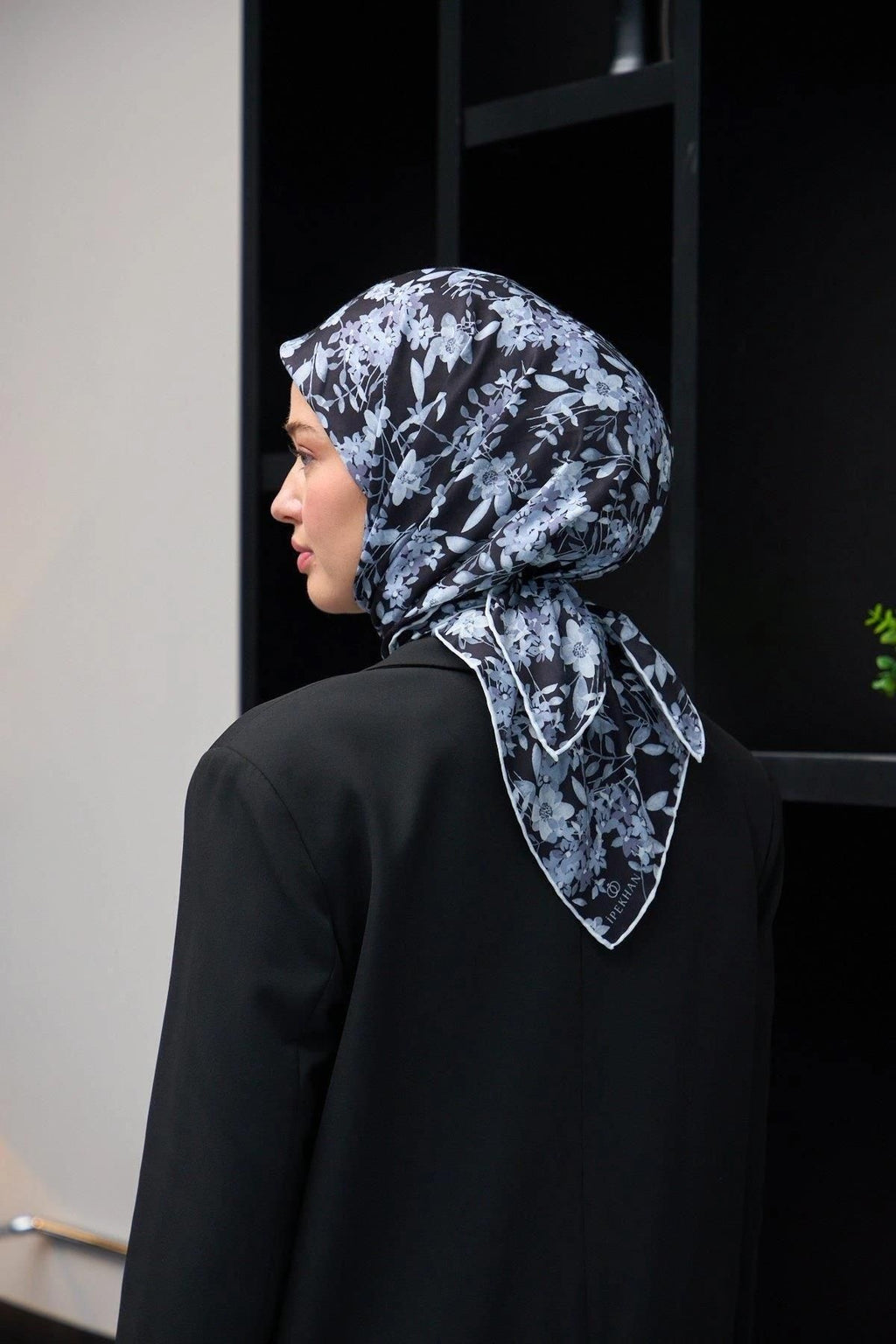 İpekhan Harmony Collection Soft Eşarp Siyah Gri 1177-13