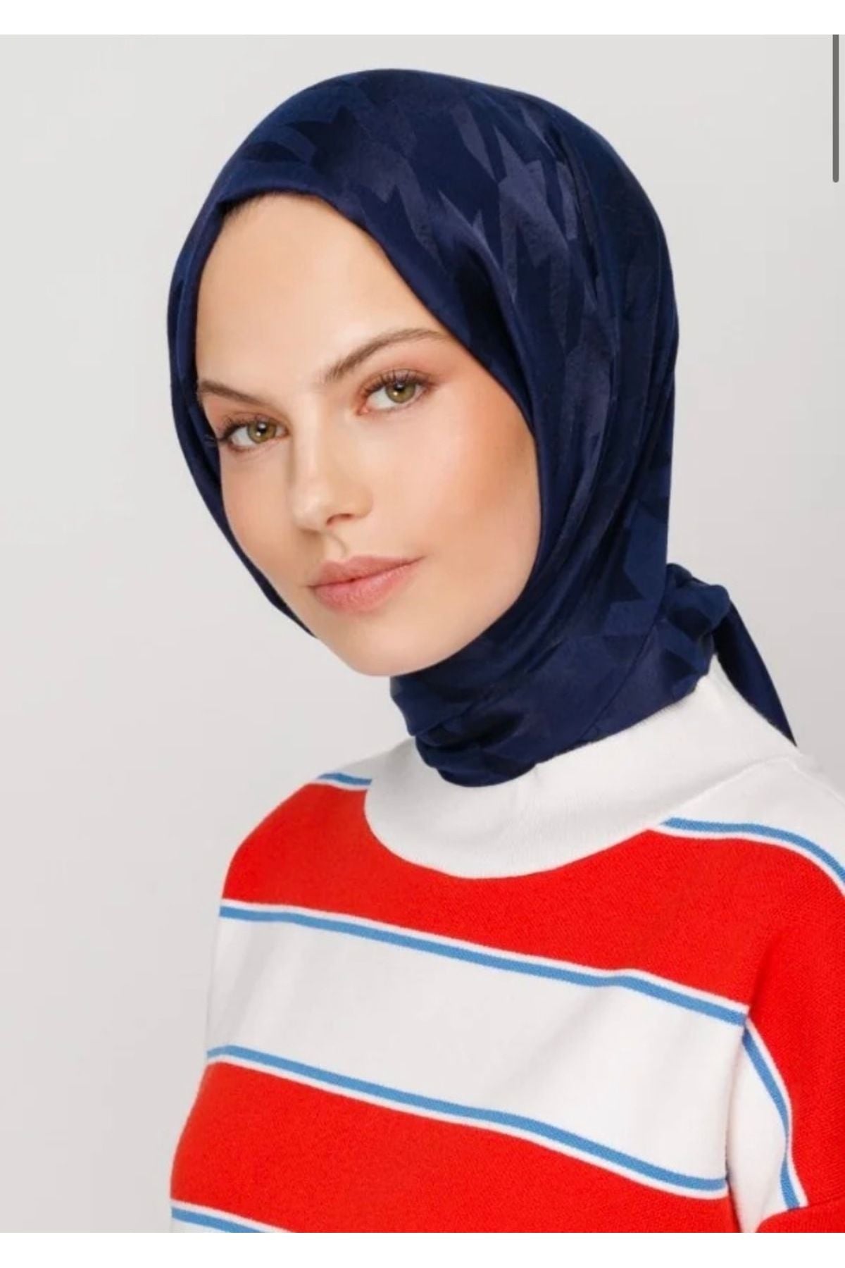İpeksi Jakar Kazayağı Desen Şal